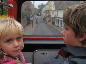 Stadsrondrit in een open dubbeldekker